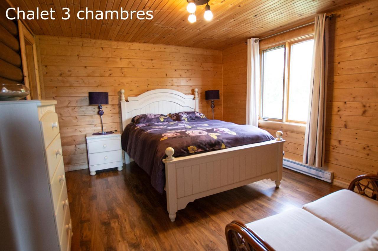 Chalets Et Spa Lac Saint-Jean Шамбор Екстериор снимка