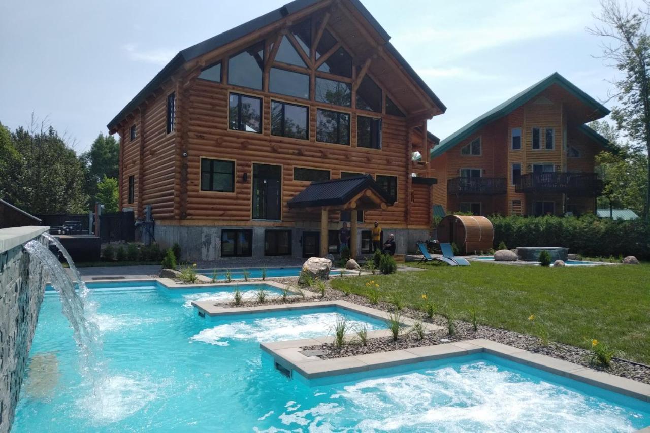 Chalets Et Spa Lac Saint-Jean Шамбор Екстериор снимка
